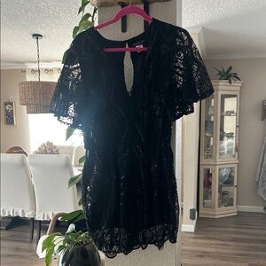VENUS Elegant Black Dress